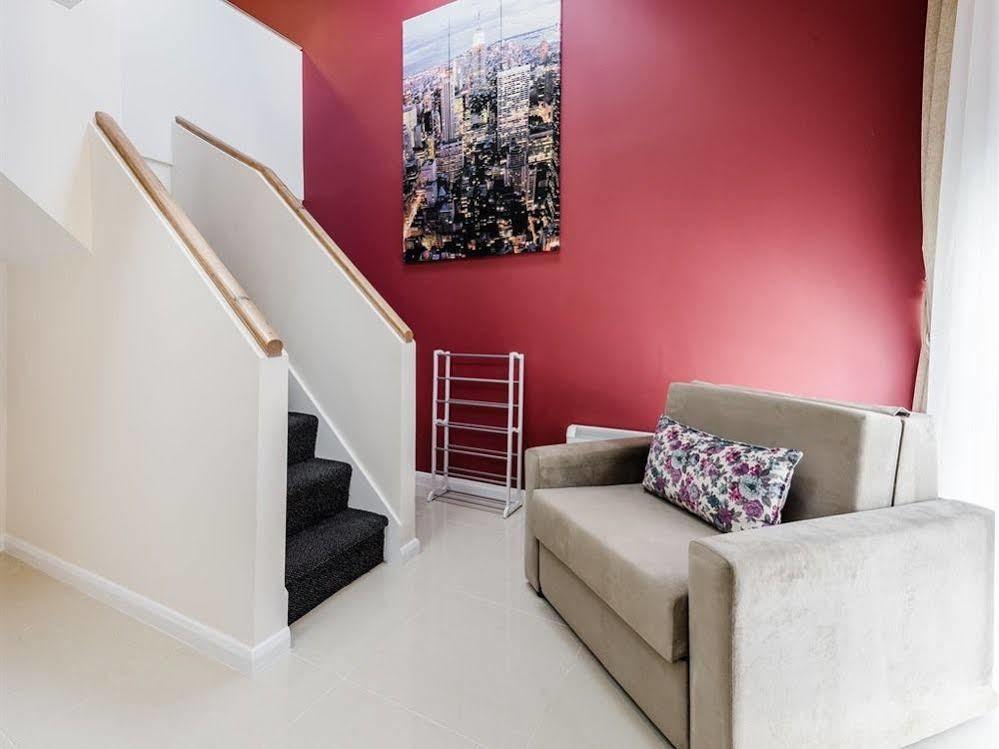 Commercial House 4* Londra