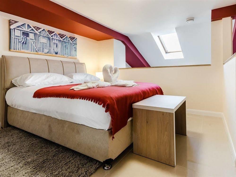 Commercial House 4* Londra