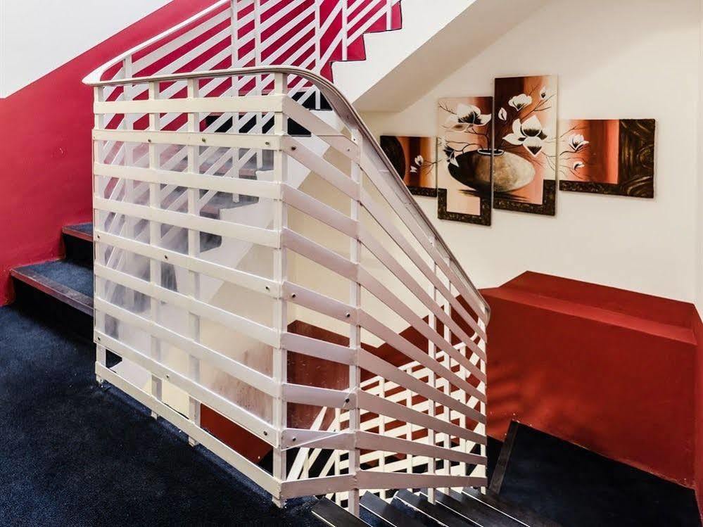 Commercial House Aparthotel Londra